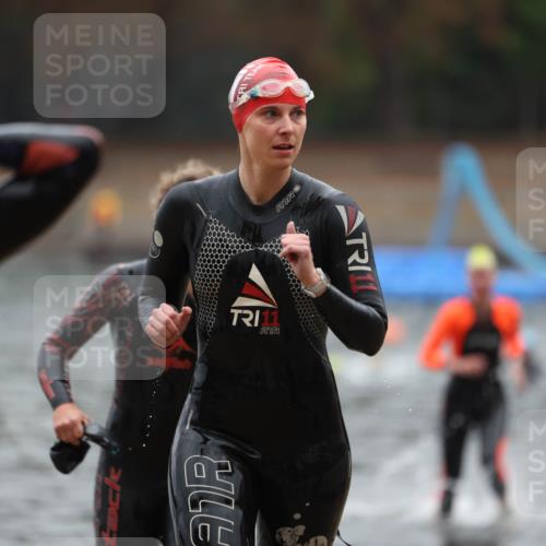 14.09.2025 - Stadtparktriathlon Michael Strokosch http://msf.ph/oto/8865960 14.09.2025 09:12:48 Schwimmen 463, 468, 474, 483, 494 meine-sportfotos.de