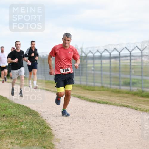 14.09.2025 - Airport Race Dr. Thomas Lammeyer http://msf.ph/oto/8865971 14.09.2025 12:06:30 Laufen 708 meine-sportfotos.de