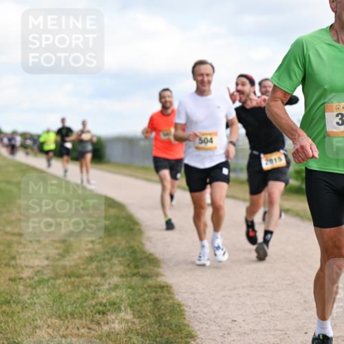 14.09.2025 - Airport Race Dr. Thomas Lammeyer http://msf.ph/oto/8866077 14.09.2025 12:06:39 Laufen 504, 2015, 386 meine-sportfotos.de
