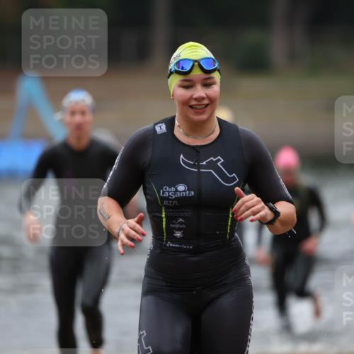 14.09.2025 - Stadtparktriathlon Michael Strokosch http://msf.ph/oto/8866161 14.09.2025 09:14:17 Schwimmen 469, 486, 495, 500, 506 meine-sportfotos.de