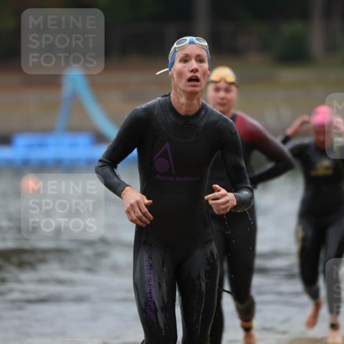 14.09.2025 - Stadtparktriathlon Michael Strokosch http://msf.ph/oto/8866169 14.09.2025 09:14:19 Schwimmen 469, 495, 500, 506 meine-sportfotos.de