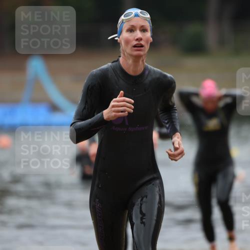 14.09.2025 - Stadtparktriathlon Michael Strokosch http://msf.ph/oto/8866172 14.09.2025 09:14:19 Schwimmen 469, 495, 500, 506 meine-sportfotos.de
