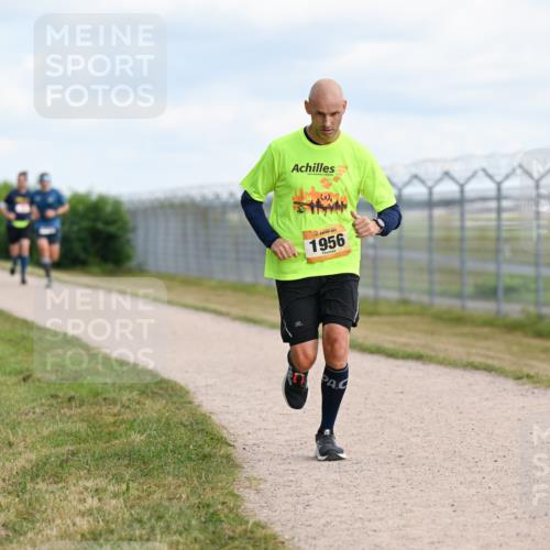 14.09.2025 - Airport Race Dr. Thomas Lammeyer http://msf.ph/oto/8866176 14.09.2025 12:06:48 Laufen 1956 meine-sportfotos.de