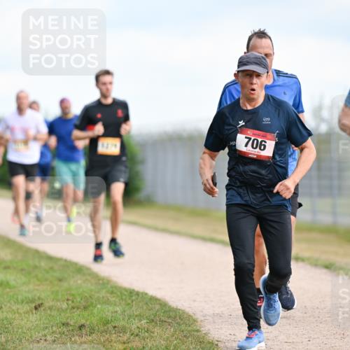 14.09.2025 - Airport Race Dr. Thomas Lammeyer http://msf.ph/oto/8866232 14.09.2025 12:06:57 Laufen 39, 706 meine-sportfotos.de