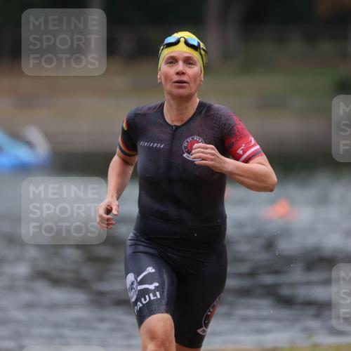 14.09.2025 - Stadtparktriathlon Michael Strokosch http://msf.ph/oto/8866292 14.09.2025 09:16:09 Schwimmen 446 meine-sportfotos.de