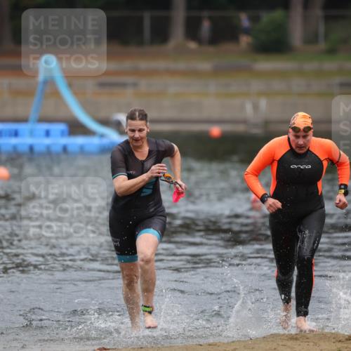14.09.2025 - Stadtparktriathlon Michael Strokosch http://msf.ph/oto/8866304 14.09.2025 09:16:35 Schwimmen 440, 504 meine-sportfotos.de
