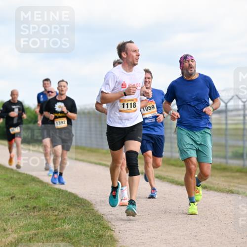 14.09.2025 - Airport Race Dr. Thomas Lammeyer http://msf.ph/oto/8866310 14.09.2025 12:07:03 Laufen 1392, 1118, 1059, 1059 meine-sportfotos.de