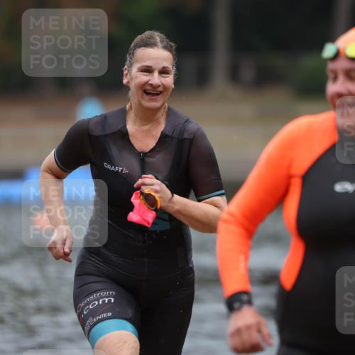 14.09.2025 - Stadtparktriathlon Michael Strokosch http://msf.ph/oto/8866323 14.09.2025 09:16:39 Schwimmen 440, 504 meine-sportfotos.de
