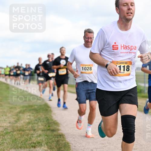 14.09.2025 - Airport Race Dr. Thomas Lammeyer http://msf.ph/oto/8866374 14.09.2025 12:07:06 Laufen 1028, 118, 1059 meine-sportfotos.de