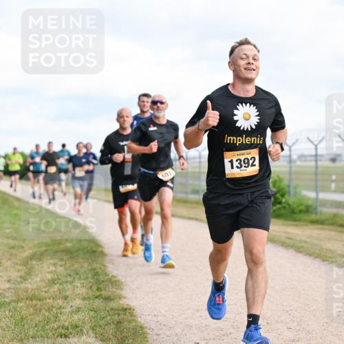 14.09.2025 - Airport Race Dr. Thomas Lammeyer http://msf.ph/oto/8866397 14.09.2025 12:07:08 Laufen 401, 1392 meine-sportfotos.de