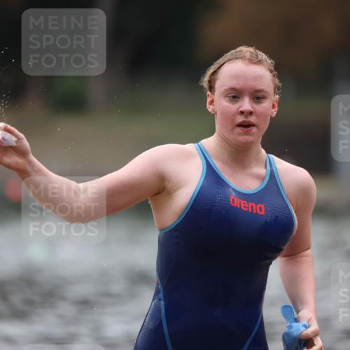 14.09.2025 - Stadtparktriathlon Michael Strokosch http://msf.ph/oto/8866489 14.09.2025 09:43:50 Schwimmen 575 meine-sportfotos.de