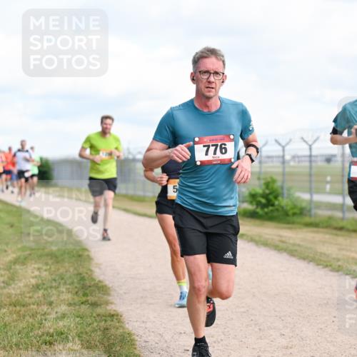 14.09.2025 - Airport Race Dr. Thomas Lammeyer http://msf.ph/oto/8866523 14.09.2025 12:07:16 Laufen 5, 776, 98 meine-sportfotos.de