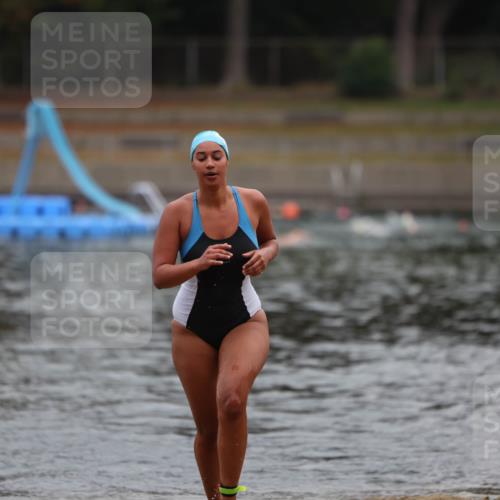 14.09.2025 - Stadtparktriathlon Michael Strokosch http://msf.ph/oto/8866533 14.09.2025 09:44:22 Schwimmen 512 meine-sportfotos.de