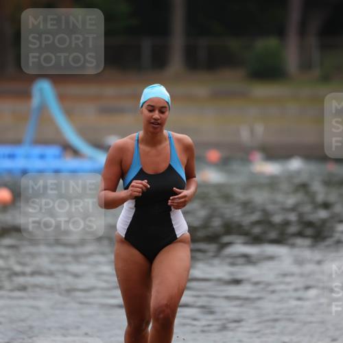 14.09.2025 - Stadtparktriathlon Michael Strokosch http://msf.ph/oto/8866535 14.09.2025 09:44:23 Schwimmen 512 meine-sportfotos.de