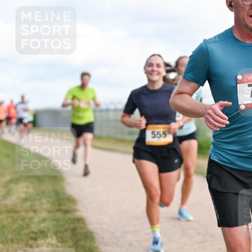 14.09.2025 - Airport Race Dr. Thomas Lammeyer http://msf.ph/oto/8866537 14.09.2025 12:07:17 Laufen 555, 42, 776 meine-sportfotos.de