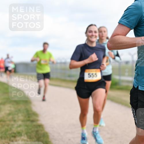 14.09.2025 - Airport Race Dr. Thomas Lammeyer http://msf.ph/oto/8866539 14.09.2025 12:07:17 Laufen 555, 776 meine-sportfotos.de