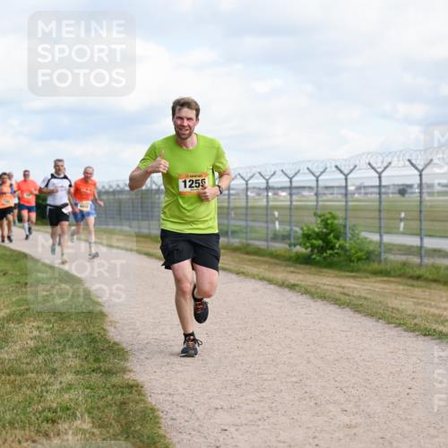 14.09.2025 - Airport Race Dr. Thomas Lammeyer http://msf.ph/oto/8866554 14.09.2025 12:07:18 Laufen 1255 meine-sportfotos.de