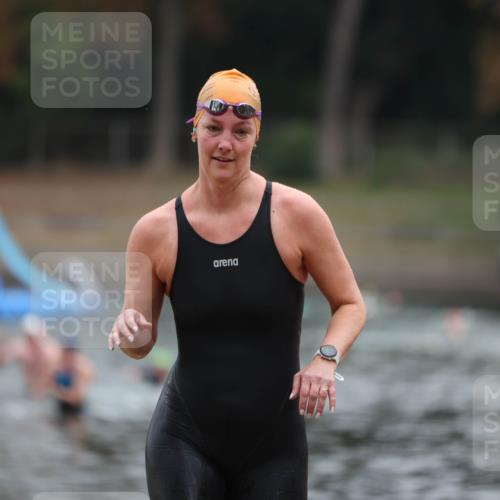 14.09.2025 - Stadtparktriathlon Michael Strokosch http://msf.ph/oto/8866592 14.09.2025 09:45:29 Schwimmen 537 meine-sportfotos.de