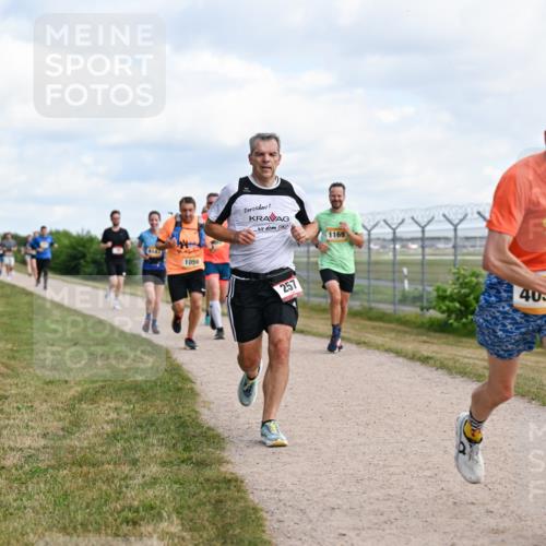 14.09.2025 - Airport Race Dr. Thomas Lammeyer http://msf.ph/oto/8866610 14.09.2025 12:07:22 Laufen 4143, 1050, 1169, 257, 40 meine-sportfotos.de