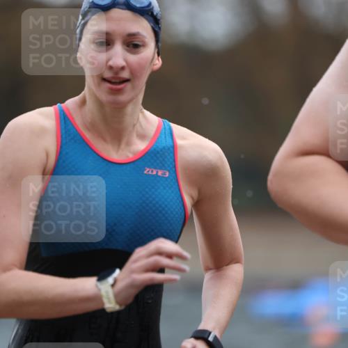 14.09.2025 - Stadtparktriathlon Michael Strokosch http://msf.ph/oto/8866623 14.09.2025 09:45:46 Schwimmen 528, 533, 545, 547, 580, 593, 604 meine-sportfotos.de