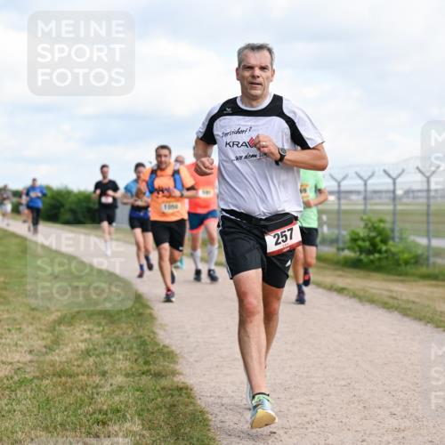 14.09.2025 - Airport Race Dr. Thomas Lammeyer http://msf.ph/oto/8866630 14.09.2025 12:07:23 Laufen 100, 257 meine-sportfotos.de