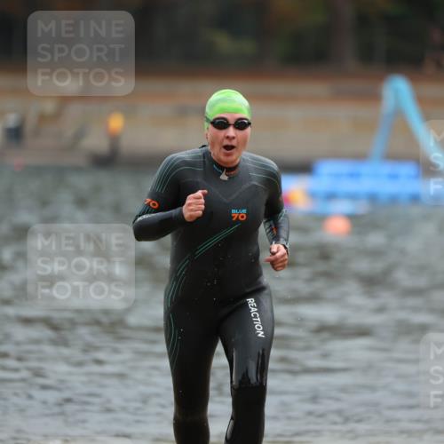 14.09.2025 - Stadtparktriathlon Michael Strokosch http://msf.ph/oto/8866654 14.09.2025 09:45:56 Schwimmen 528, 533, 604 meine-sportfotos.de