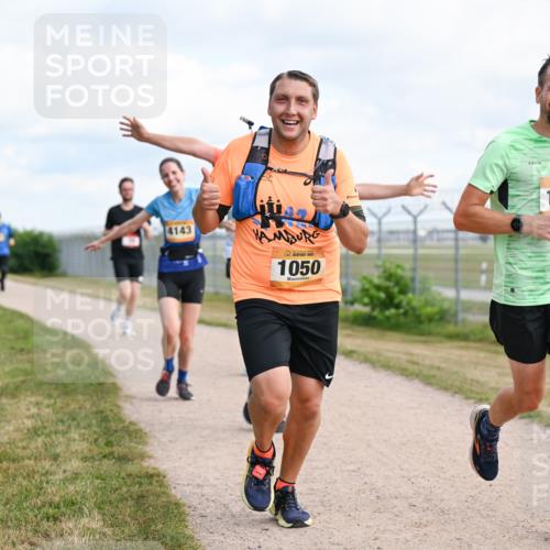 14.09.2025 - Airport Race Dr. Thomas Lammeyer http://msf.ph/oto/8866676 14.09.2025 12:07:25 Laufen 4143, 1050, 1169 meine-sportfotos.de