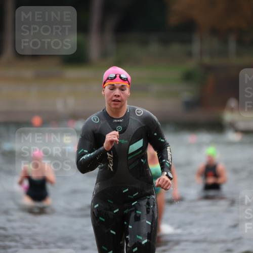 14.09.2025 - Stadtparktriathlon Michael Strokosch http://msf.ph/oto/8866679 14.09.2025 09:46:20 Schwimmen 511, 594, 610 meine-sportfotos.de