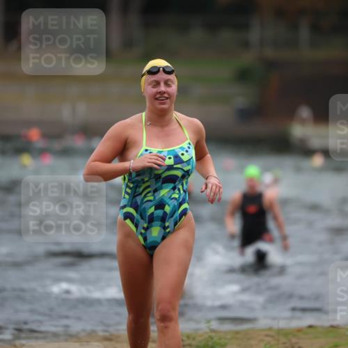 14.09.2025 - Stadtparktriathlon Michael Strokosch http://msf.ph/oto/8866693 14.09.2025 09:46:25 Schwimmen 511, 594, 596, 620 meine-sportfotos.de