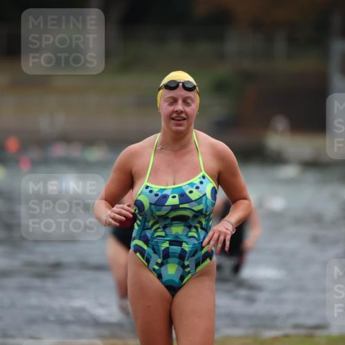 14.09.2025 - Stadtparktriathlon Michael Strokosch http://msf.ph/oto/8866695 14.09.2025 09:46:26 Schwimmen 511, 594, 596, 620 meine-sportfotos.de