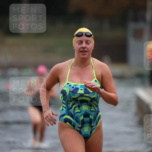 14.09.2025 - Stadtparktriathlon Michael Strokosch http://msf.ph/oto/8866699 14.09.2025 09:46:26 Schwimmen 511, 594, 596, 620 meine-sportfotos.de