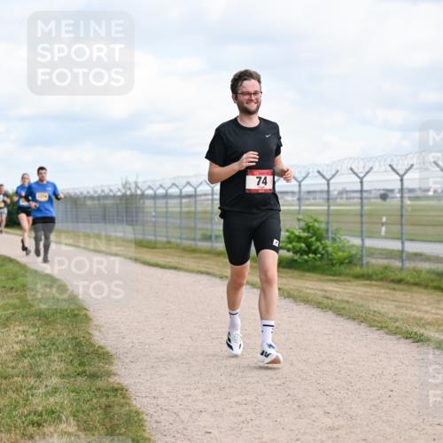 14.09.2025 - Airport Race Dr. Thomas Lammeyer http://msf.ph/oto/8866729 14.09.2025 12:07:29 Laufen 74 meine-sportfotos.de