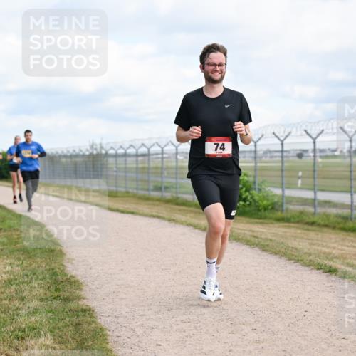 14.09.2025 - Airport Race Dr. Thomas Lammeyer http://msf.ph/oto/8866735 14.09.2025 12:07:29 Laufen 74 meine-sportfotos.de