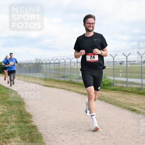 14.09.2025 - Airport Race Dr. Thomas Lammeyer http://msf.ph/oto/8866737 14.09.2025 12:07:29 Laufen 74 meine-sportfotos.de