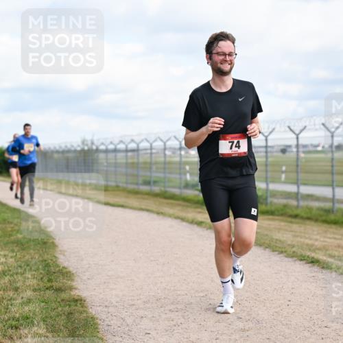 14.09.2025 - Airport Race Dr. Thomas Lammeyer http://msf.ph/oto/8866738 14.09.2025 12:07:29 Laufen 74 meine-sportfotos.de