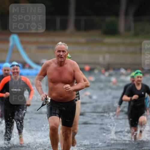 14.09.2025 - Stadtparktriathlon Michael Strokosch http://msf.ph/oto/8866766 14.09.2025 09:47:05 Schwimmen 524, 563, 570, 583, 584, 597, 598 meine-sportfotos.de