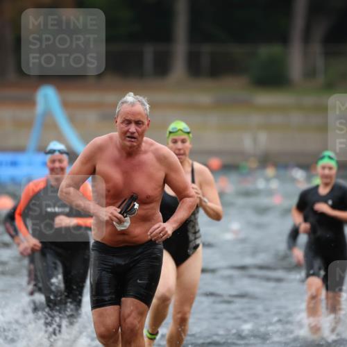 14.09.2025 - Stadtparktriathlon Michael Strokosch http://msf.ph/oto/8866768 14.09.2025 09:47:05 Schwimmen 524, 563, 570, 583, 584, 597, 598 meine-sportfotos.de