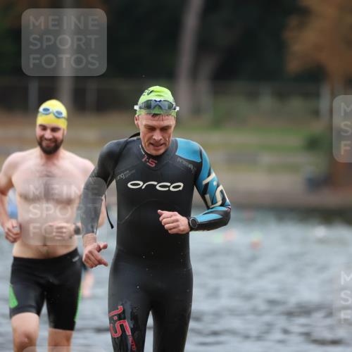 14.09.2025 - Stadtparktriathlon Michael Strokosch http://msf.ph/oto/8866792 14.09.2025 09:47:14 Schwimmen 524, 570, 597, 598 meine-sportfotos.de