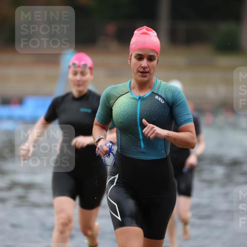 14.09.2025 - Stadtparktriathlon Michael Strokosch http://msf.ph/oto/8866820 14.09.2025 09:47:29 Schwimmen 509, 526, 541 meine-sportfotos.de