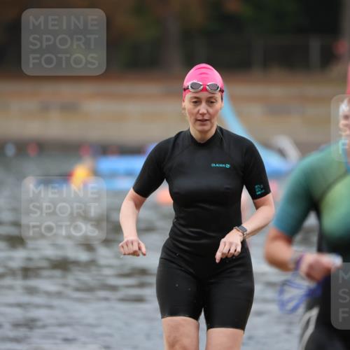 14.09.2025 - Stadtparktriathlon Michael Strokosch http://msf.ph/oto/8866823 14.09.2025 09:47:30 Schwimmen 509, 526, 541 meine-sportfotos.de