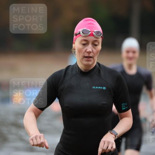 14.09.2025 - Stadtparktriathlon Michael Strokosch http://msf.ph/oto/8866832 14.09.2025 09:47:31 Schwimmen 509, 526, 541 meine-sportfotos.de