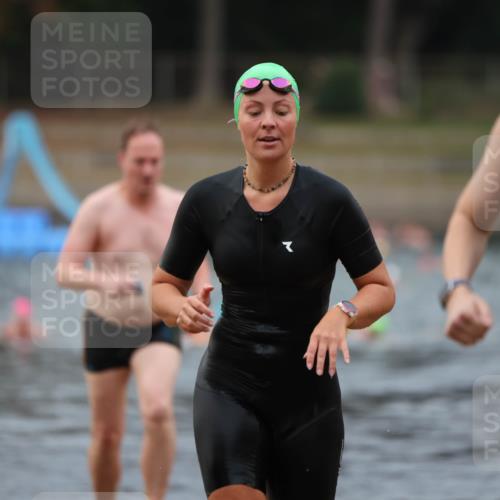 14.09.2025 - Stadtparktriathlon Michael Strokosch http://msf.ph/oto/8866864 14.09.2025 09:47:57 Schwimmen 608, 609, 616, 660 meine-sportfotos.de