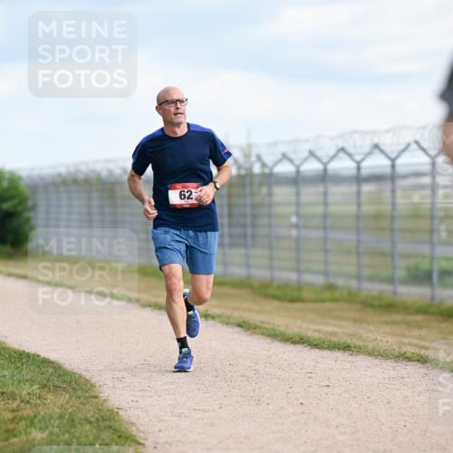 14.09.2025 - Airport Race Dr. Thomas Lammeyer http://msf.ph/oto/8866879 14.09.2025 12:07:39 Laufen 231, 62 meine-sportfotos.de
