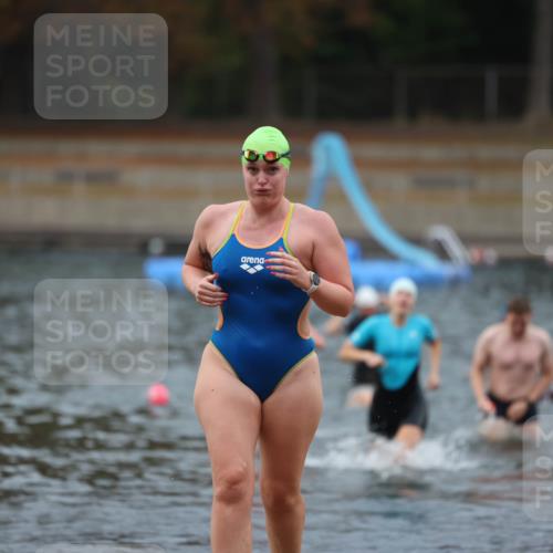 14.09.2025 - Stadtparktriathlon Michael Strokosch http://msf.ph/oto/8866884 14.09.2025 09:48:06 Schwimmen 514, 555, 576, 616 meine-sportfotos.de