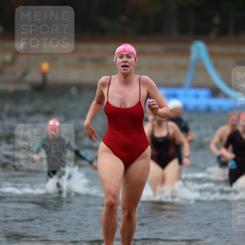 14.09.2025 - Stadtparktriathlon Michael Strokosch http://msf.ph/oto/8866913 14.09.2025 09:48:15 Schwimmen 514, 525, 529, 550, 555, 556, 573, 576, 577, 602, 614, 617 meine-sportfotos.de