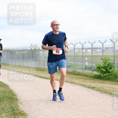 14.09.2025 - Airport Race Dr. Thomas Lammeyer http://msf.ph/oto/8866925 14.09.2025 12:07:42 Laufen 62 meine-sportfotos.de