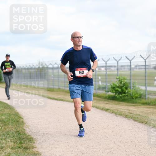 14.09.2025 - Airport Race Dr. Thomas Lammeyer http://msf.ph/oto/8866935 14.09.2025 12:07:42 Laufen 62 meine-sportfotos.de