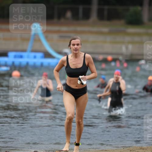 14.09.2025 - Stadtparktriathlon Michael Strokosch http://msf.ph/oto/8866999 14.09.2025 09:48:51 Schwimmen 522, 591 meine-sportfotos.de