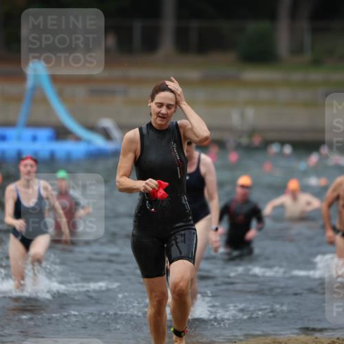 14.09.2025 - Stadtparktriathlon Michael Strokosch http://msf.ph/oto/8867023 14.09.2025 09:49:01 Schwimmen 521, 557, 565, 567, 585 meine-sportfotos.de