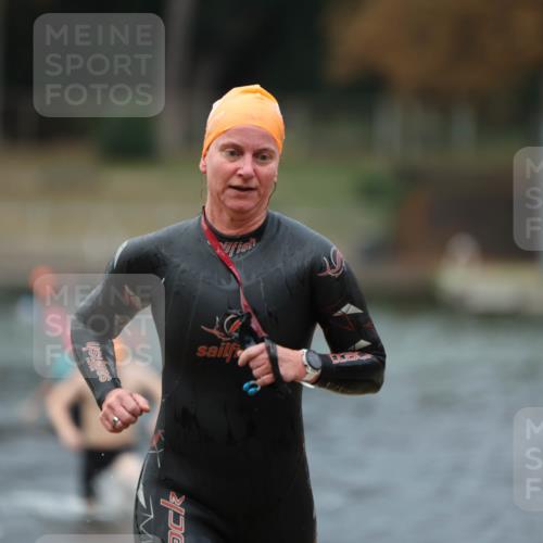 14.09.2025 - Stadtparktriathlon Michael Strokosch http://msf.ph/oto/8867048 14.09.2025 09:49:13 Schwimmen 517, 527, 565, 607 meine-sportfotos.de